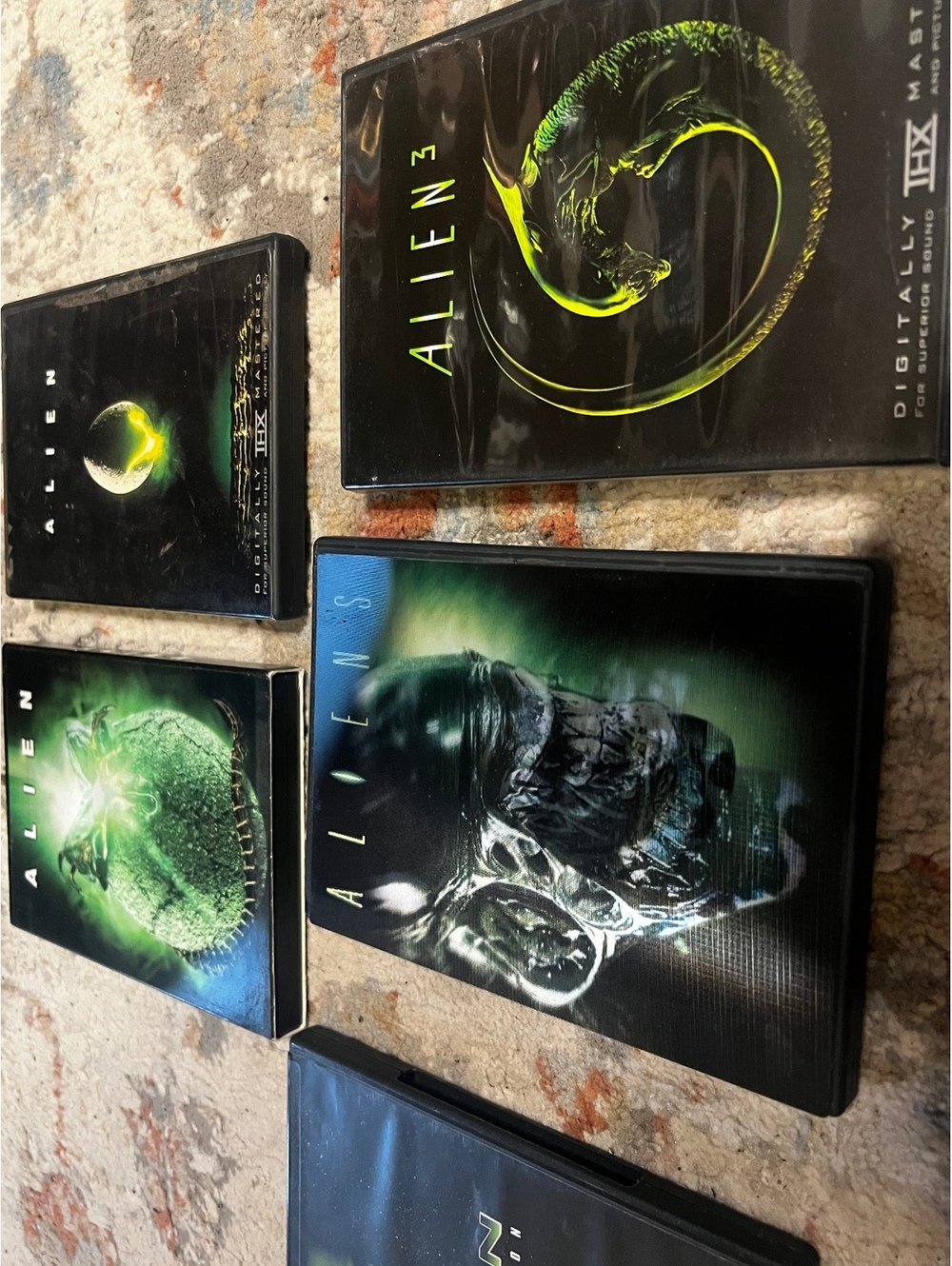 Alien Franchise DVD Movie Lot – Alien, Aliens, Alien 3 & Alien Resurrection